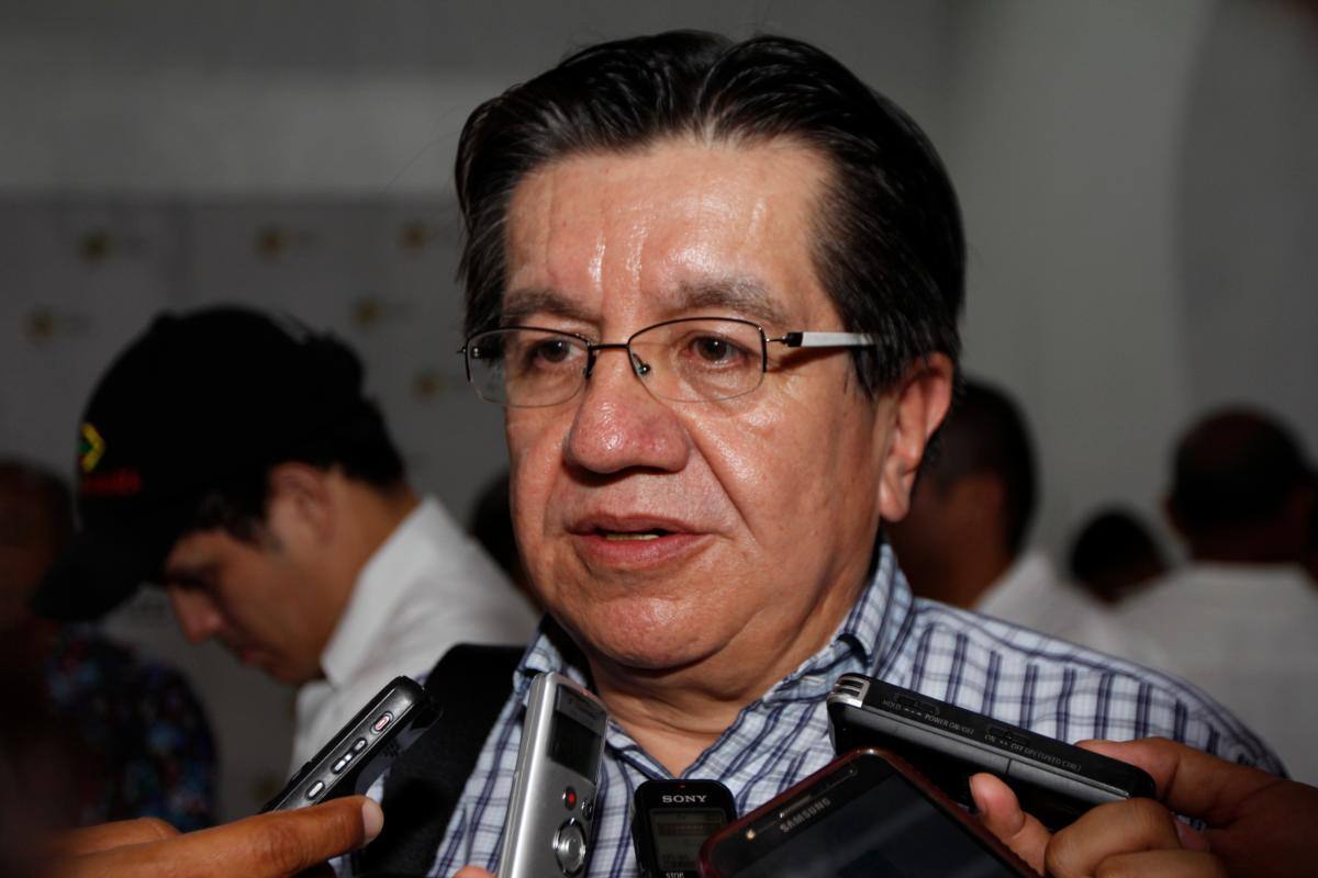 Gobierno decreta cierre de bares y discotecas en todo el país