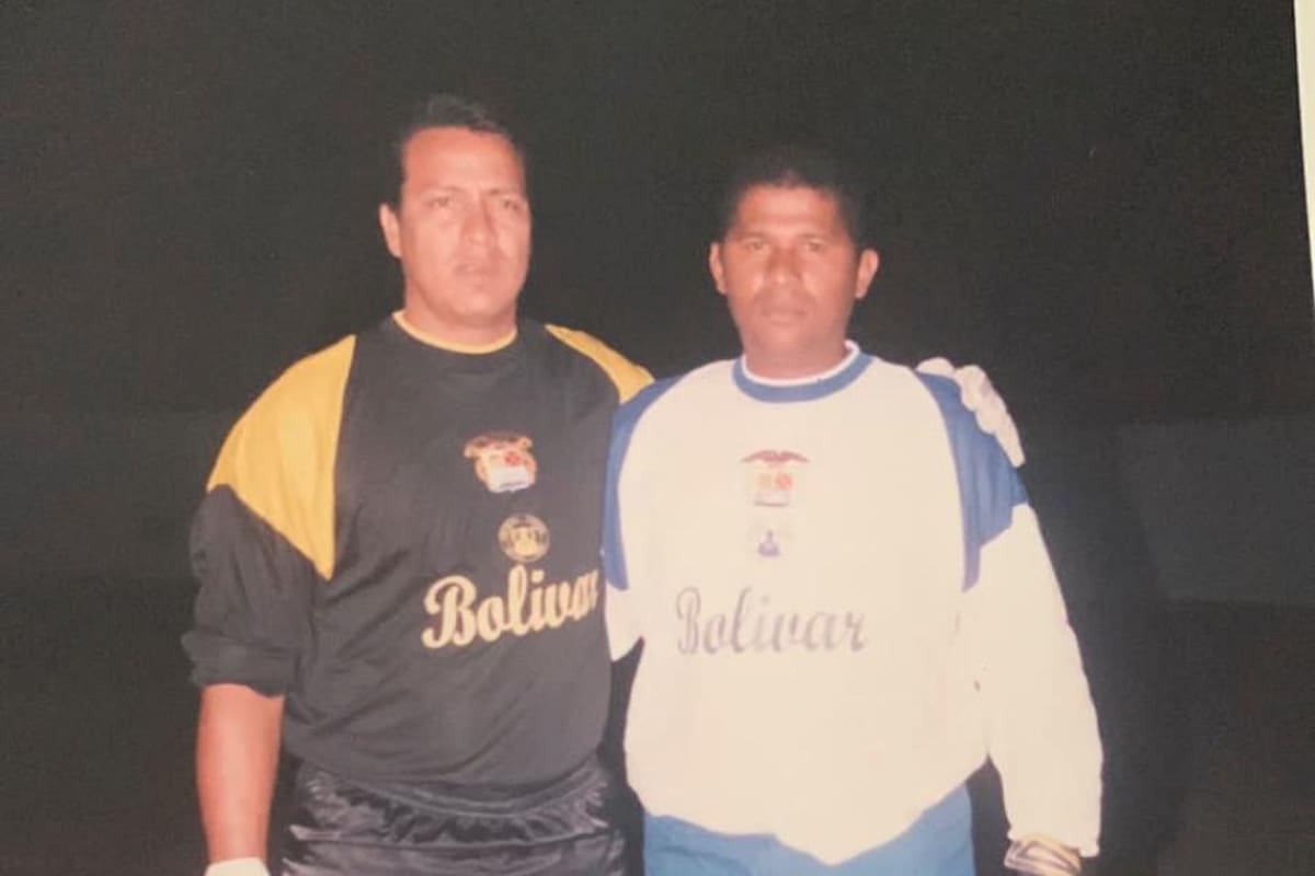 José De La Valle y Edinson ‘El Mosco’ Gómez, dos históricos del arco