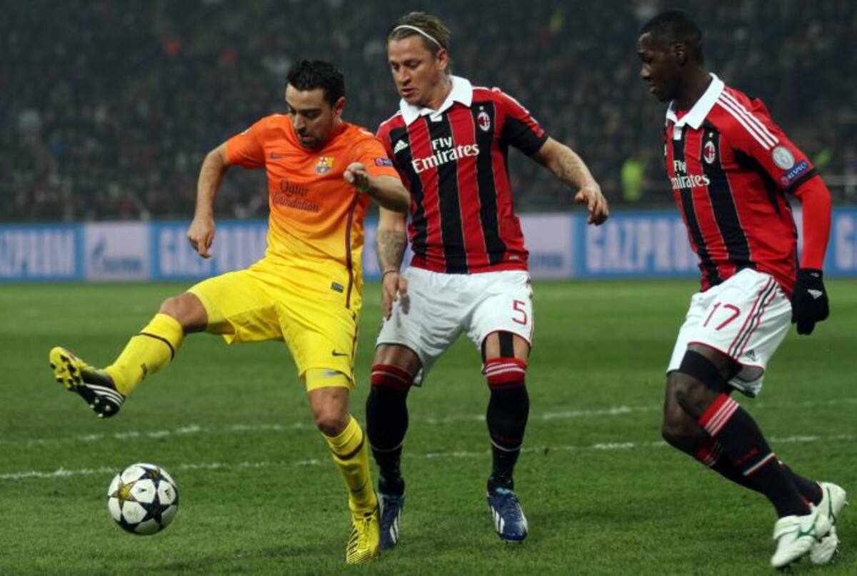 Xavi podrá jugar el partido de vuelta ante el AC Milan por los octavos de la Champions League. AP