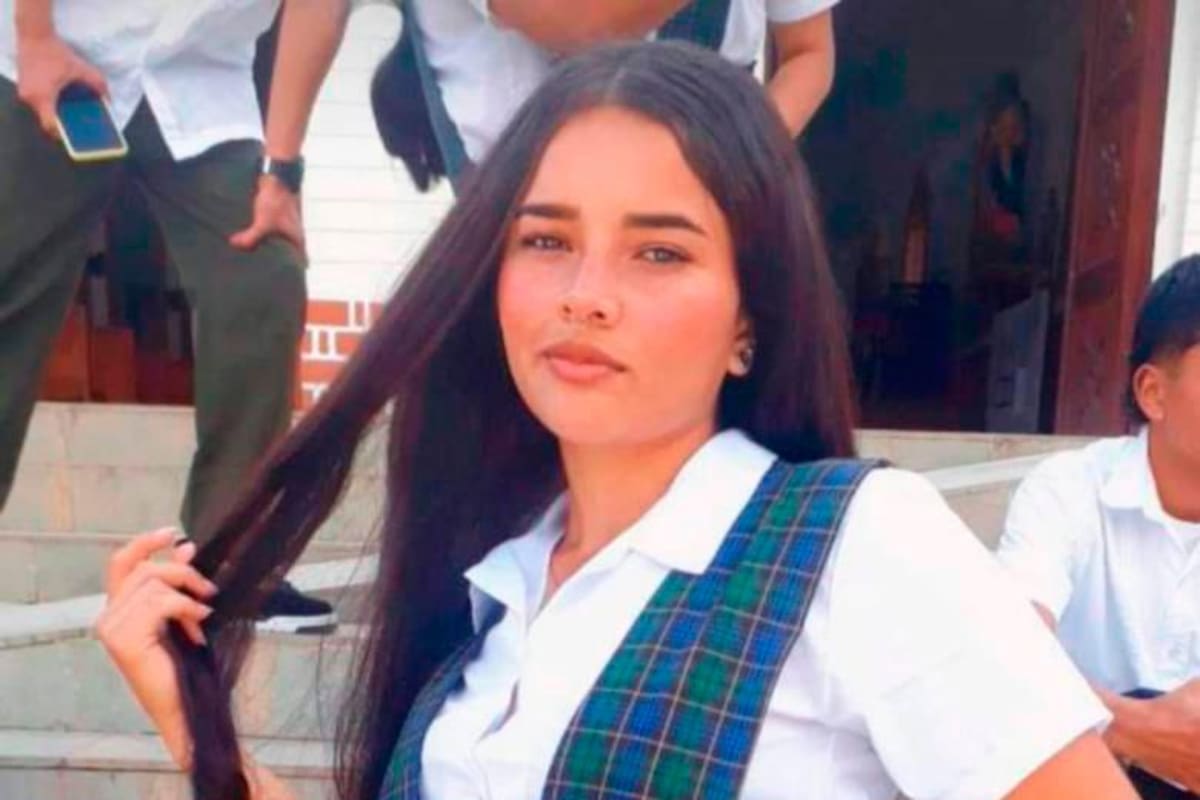 Paula salió del colegio, horas después encontraron su cuerpo en una vereda