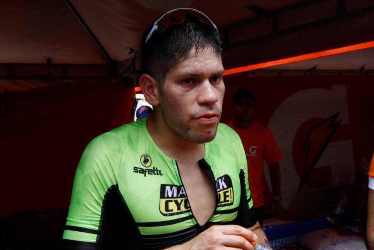 Carlos Quinchara ganó el Ironman 70.3 de Cartagena. JULIO CASTAÑO - EL UNIVERSAL