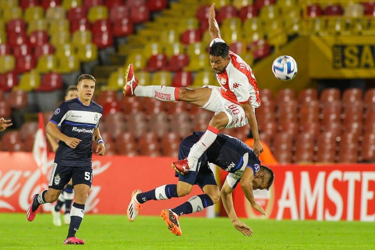 Santa Fe le dijo adiós a la Sudamericana: perdió 2-1 con Goiás