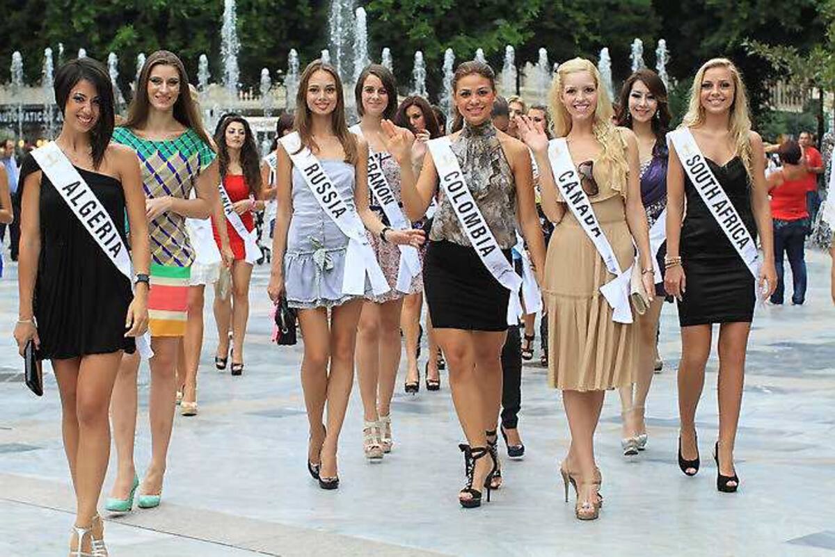 Algunas de las participantes en Miss Intercontinental 2011 – 2012.