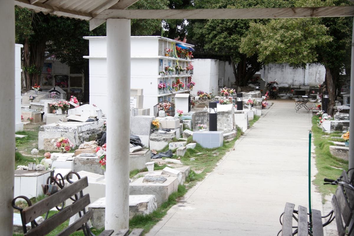 En noviembre estarían listas 250 bóvedas para los cementerios distritales