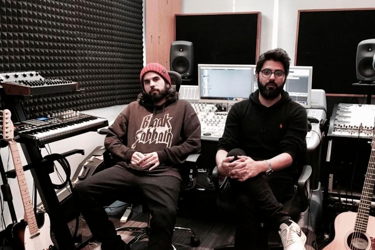 Los hermanos detrás de la banda sonora de “Los Billis”
