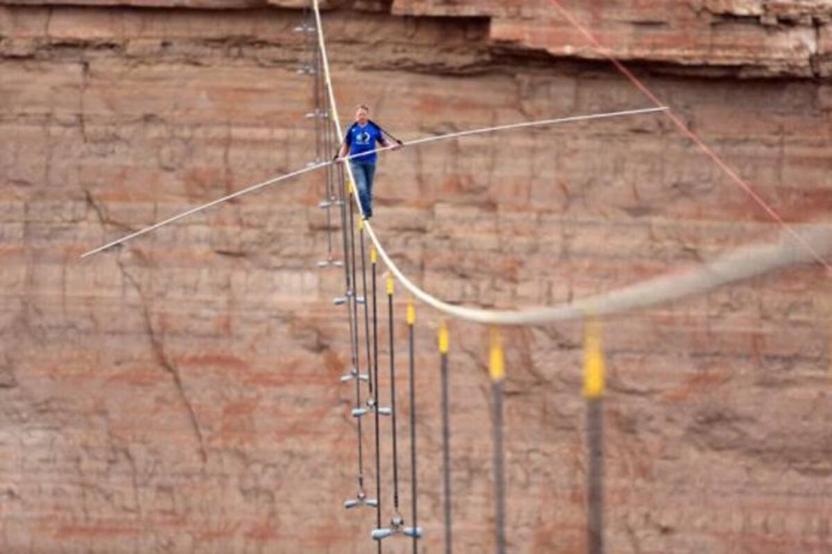 Nik Wallenda en el Gran Cañón del Colorado en 2013. Cortesía Discovery