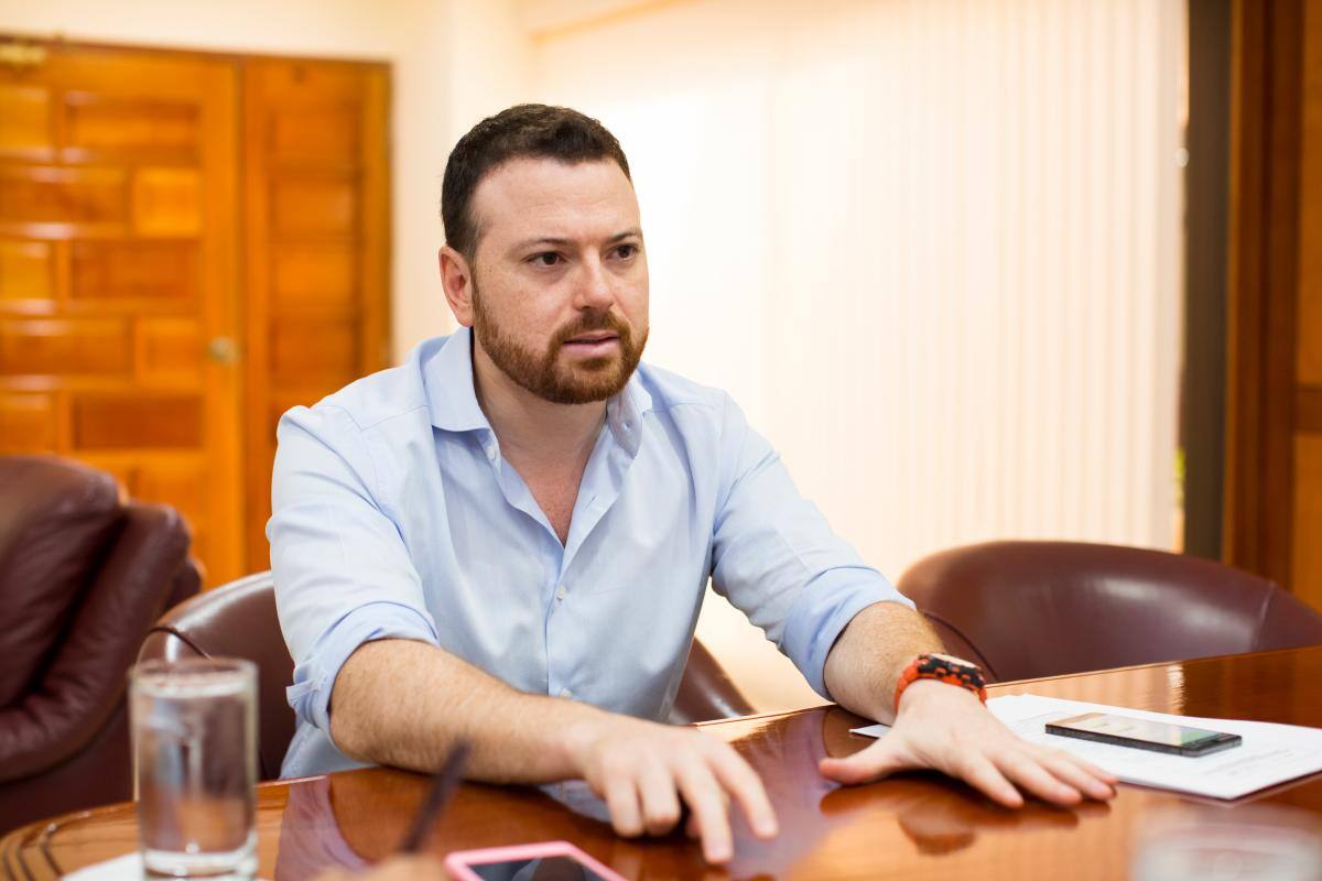 Presentan reforma para que jóvenes de 16 años voten