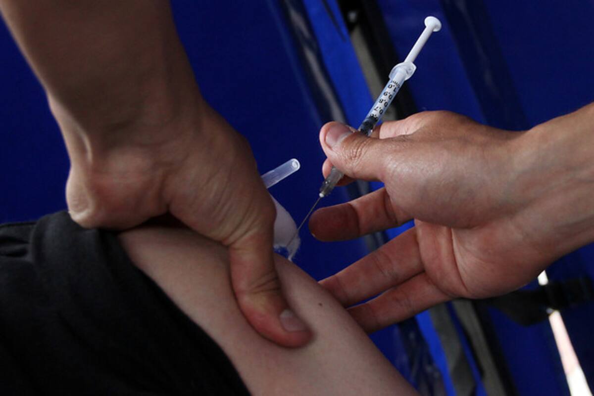 Hay especial recomendación en la vacunación contra influenza estacional. COLPRENSA