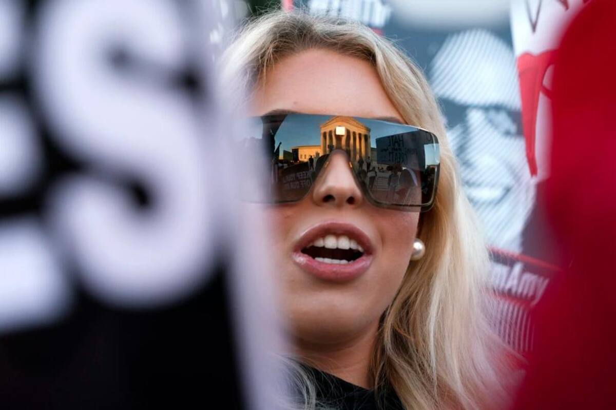 Influencer es acusada de unirse al ataque del 6 de enero al Capitolio de EE.UU.