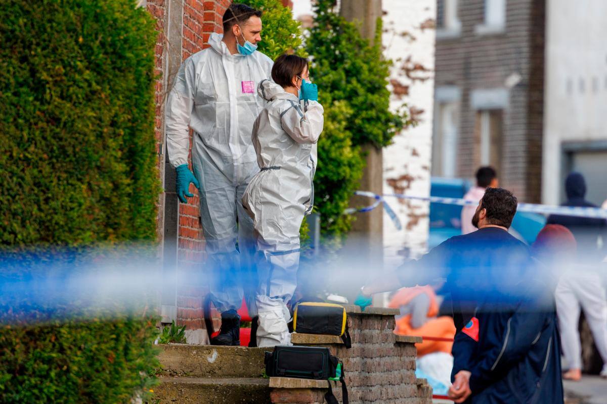 Registro policial termina con un agente muerto y dos heridos