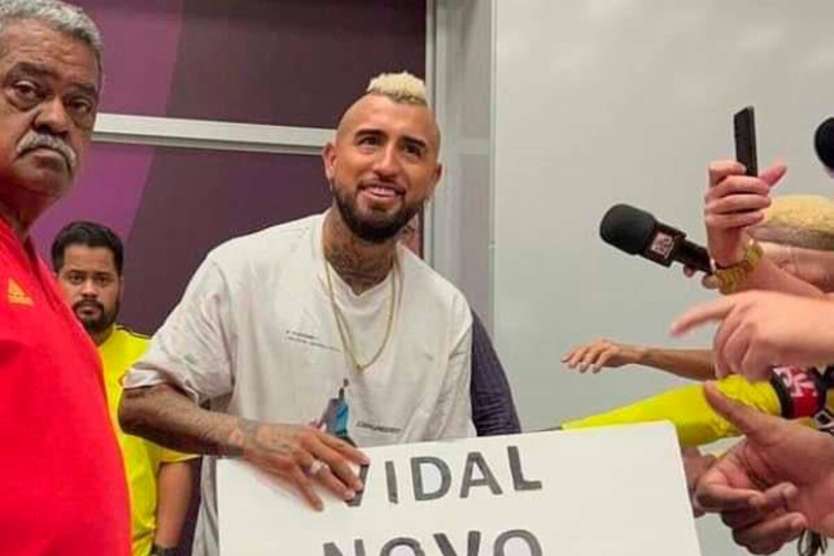 Flamengo recibió al volante Arturo Vidal con goleada ante Tolima