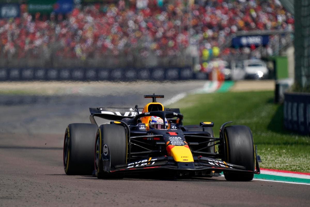 Max Verstappen se lleva la victoria en el Gran Premio de Emilia Romaña