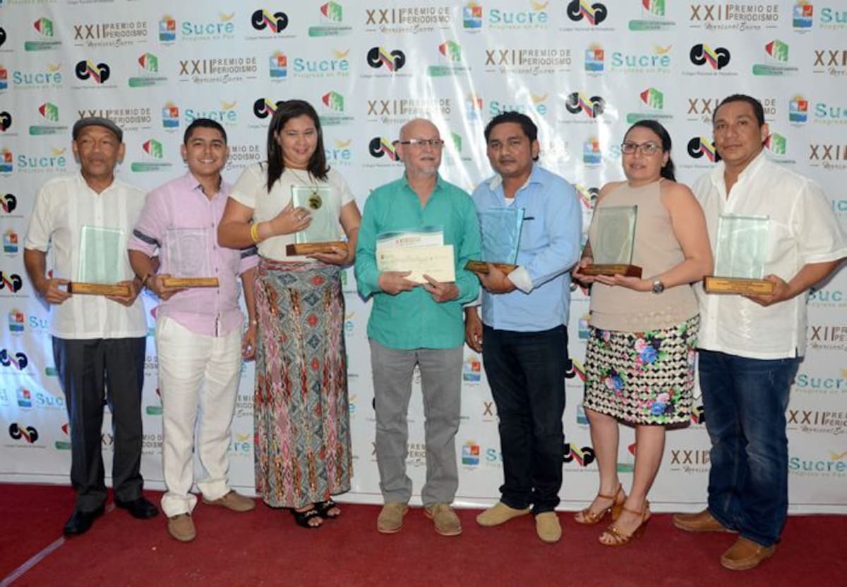 Ganadores del XXII Premio de Periodismo Mariscal Sucre en las diferentes modalidades. EL UNIVERSAL