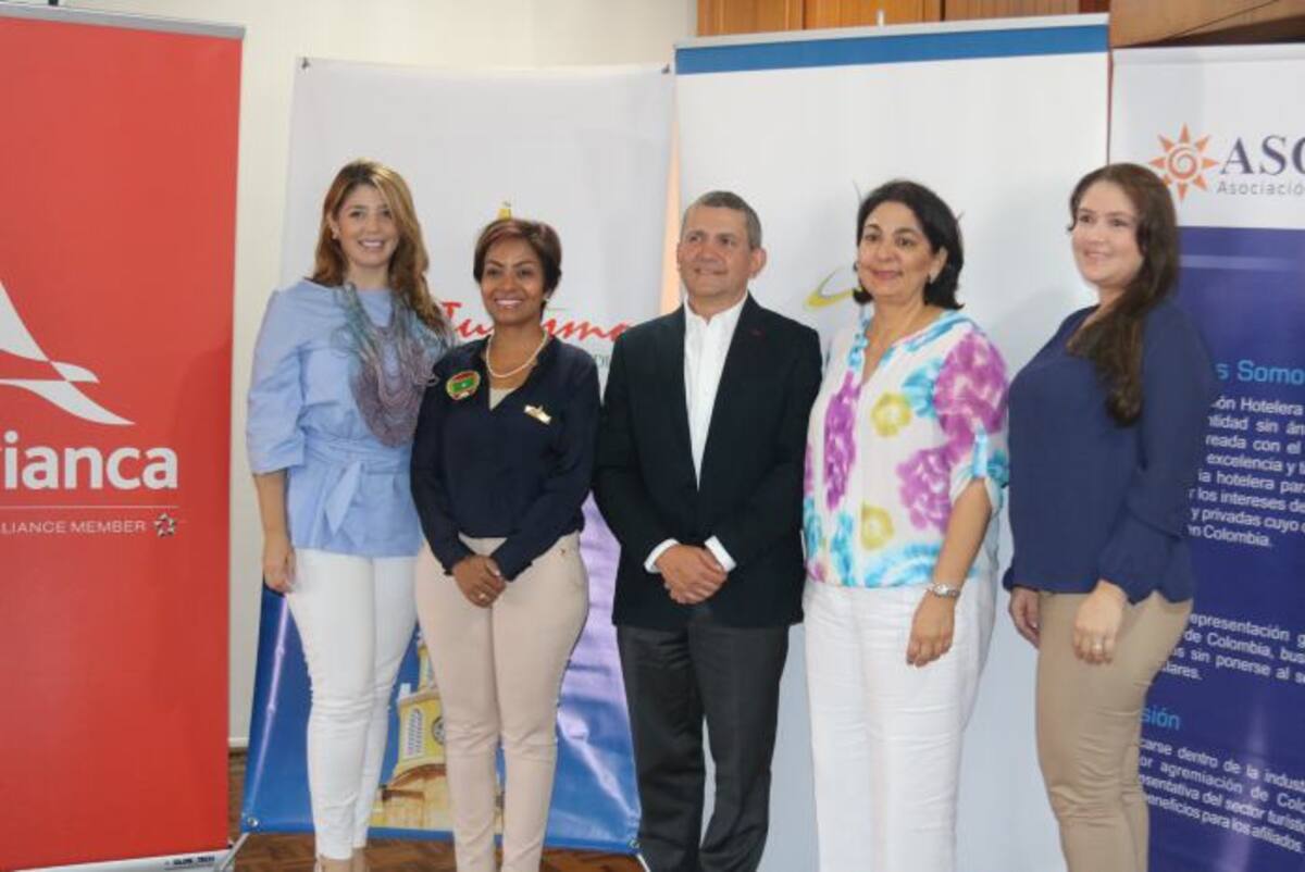 Mónica Mass, directora de Cotelco; Zully Salazar, presidenta de Corpoturismo; Juan Ricardo Castillo, director de productos, segmentos y servicios de Avianca; María Claudia Gedeón, gerente de Asuntos Corporativos de SACSA y Carolina Olarte, directora Asotelca. DANIELA BUELVAS - EL UNIVERSAL