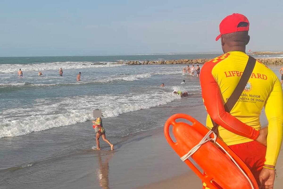 (Video) ¡Tragedia! Menor, de 16 años, entró al mar en Marbella y no aparece