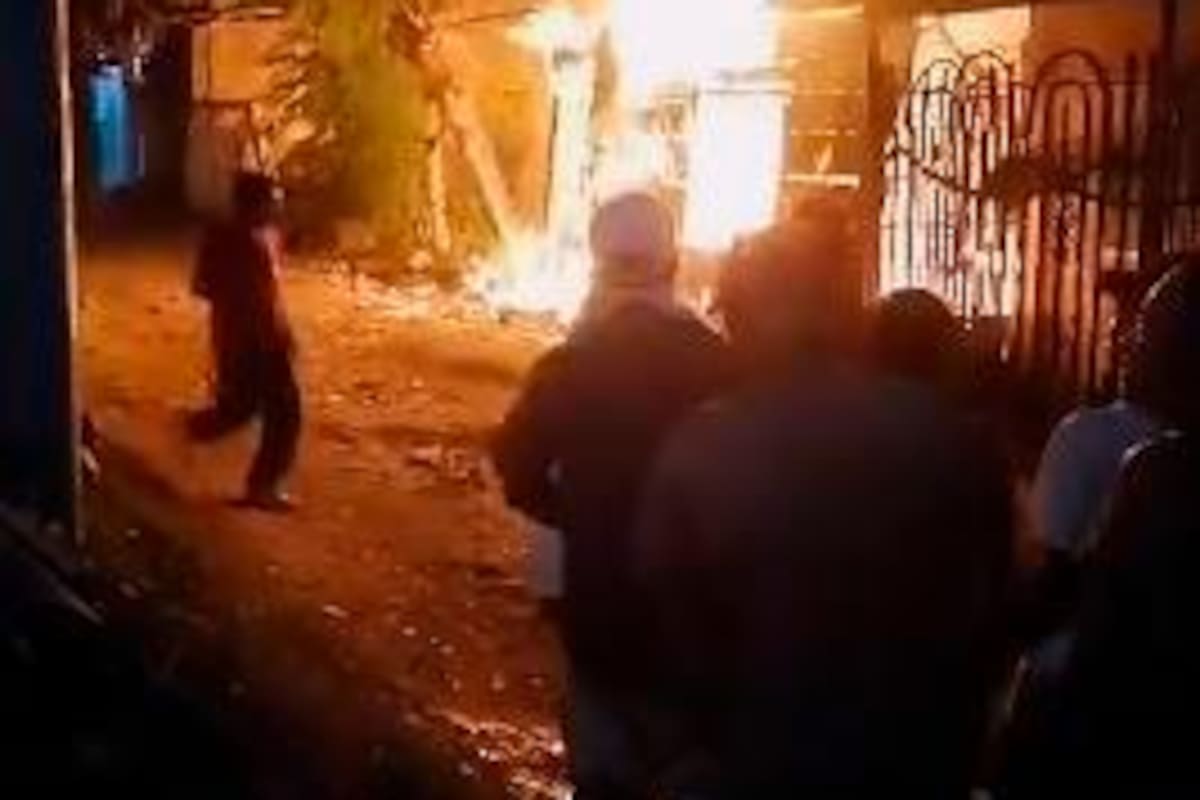 ¡Emergencia! Incendio desapareció una vivienda en Mirador de la Bahía