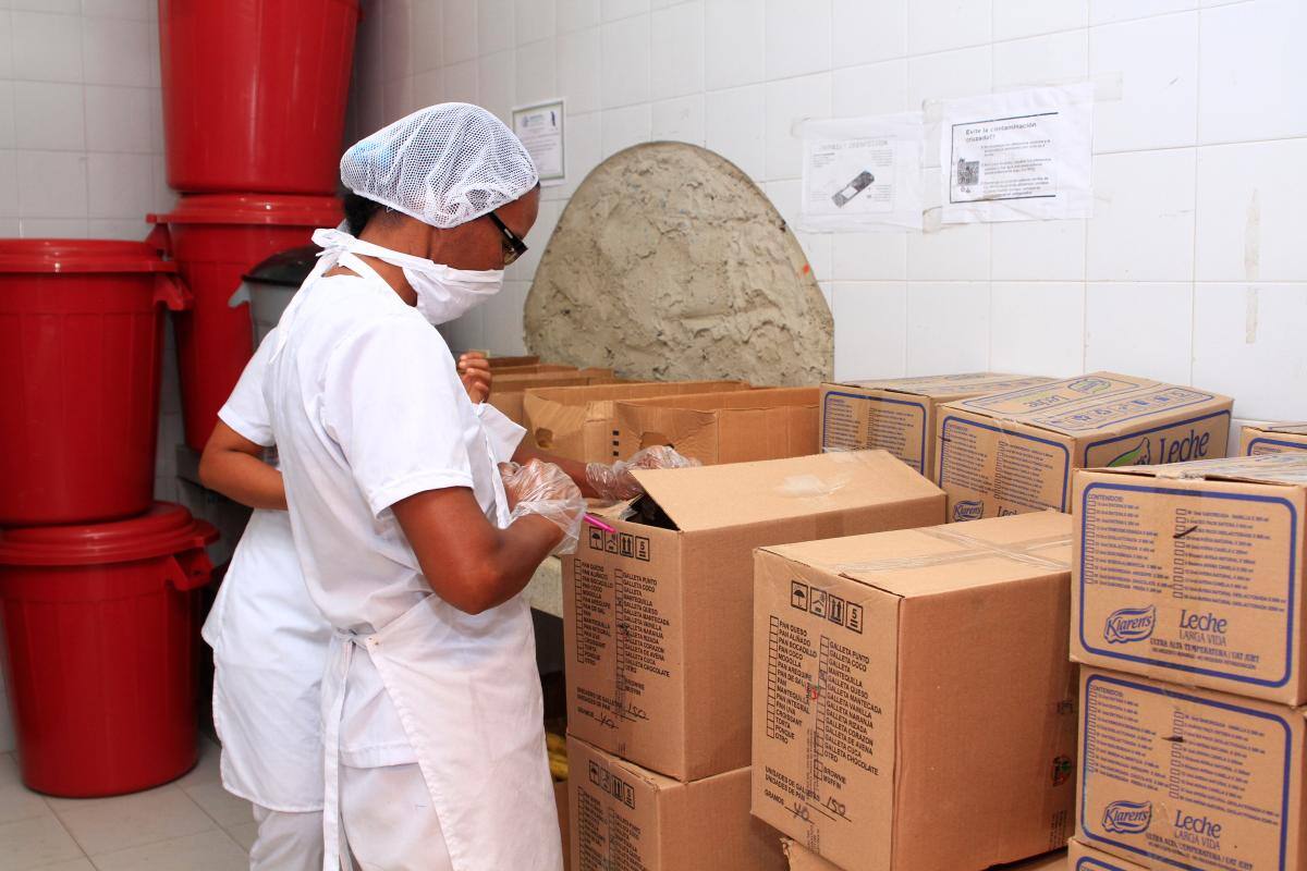 “A las manipuladoras se les adeuda pero les vamos a pagar”: operador del PAE