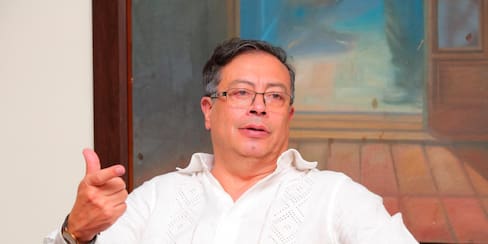 Pastrana tuvo la oportunidad de cambiar a Colombia y fue incapaz: Petro