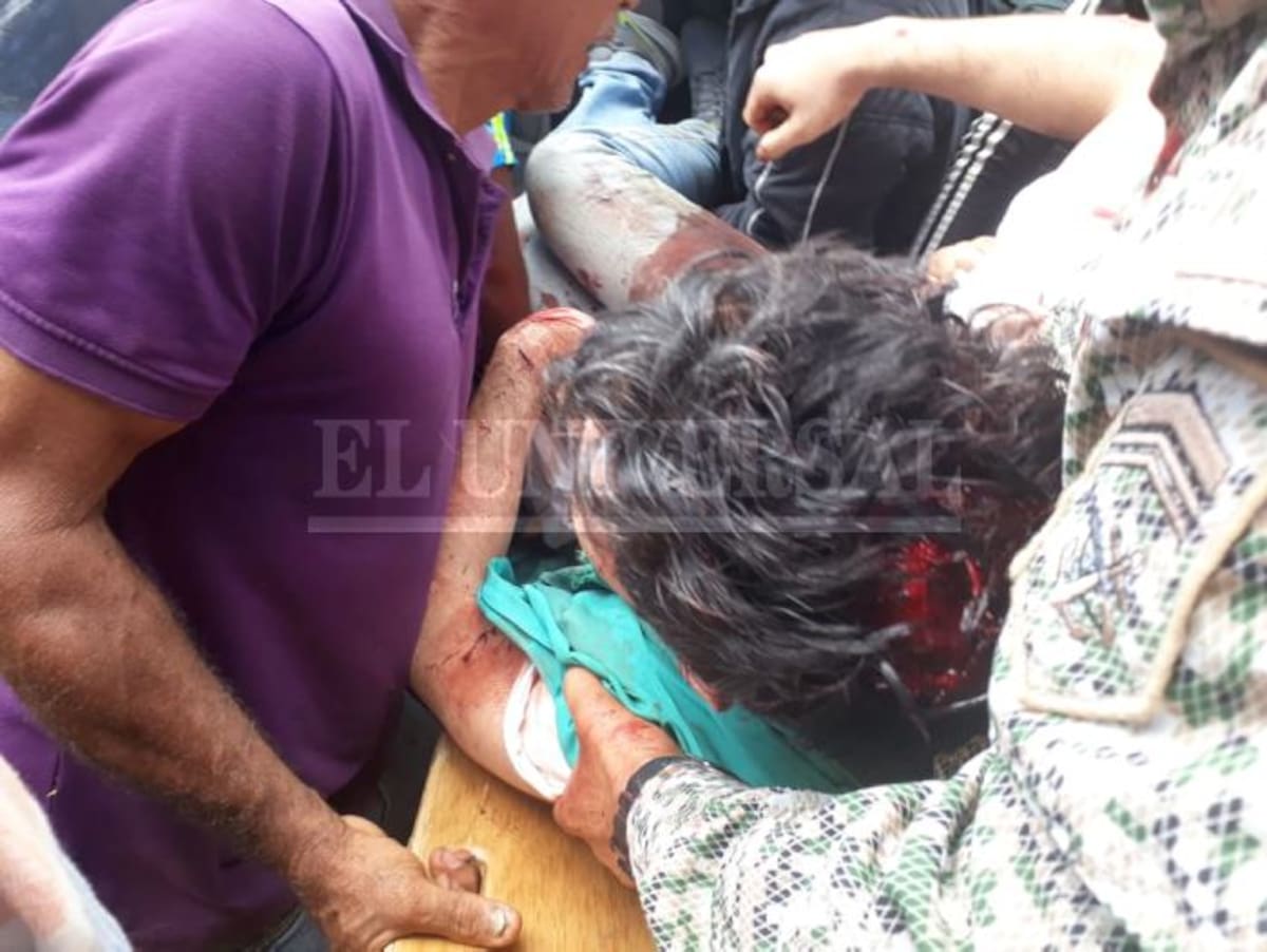 Los heridos fueron trasladados al hospital de El Carmen de Bolívar. Lila Leyva / El Universal