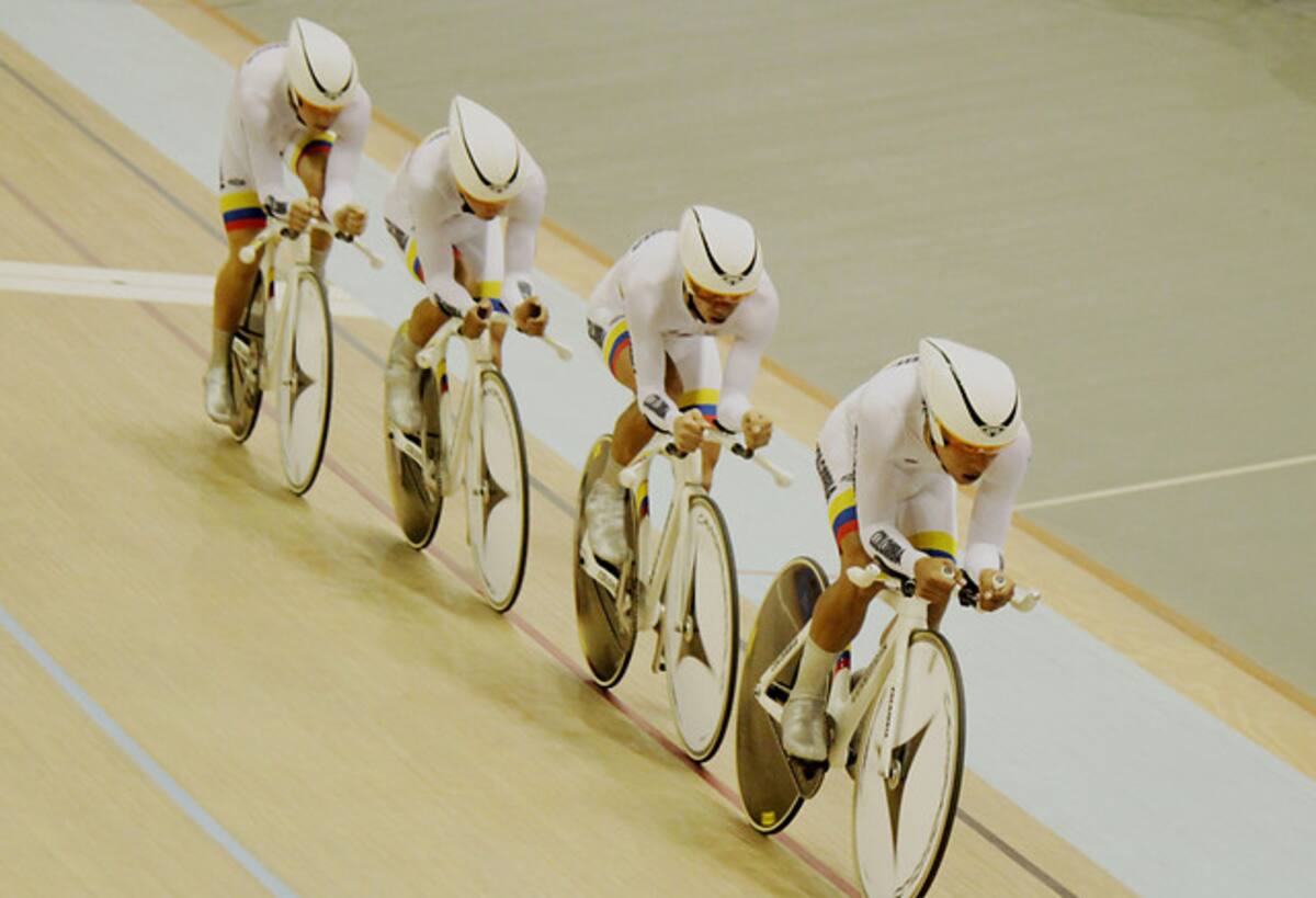 Ciclistas colombianos en los Juegos Bolivarianos de Perú 2013. COLPRENSA
