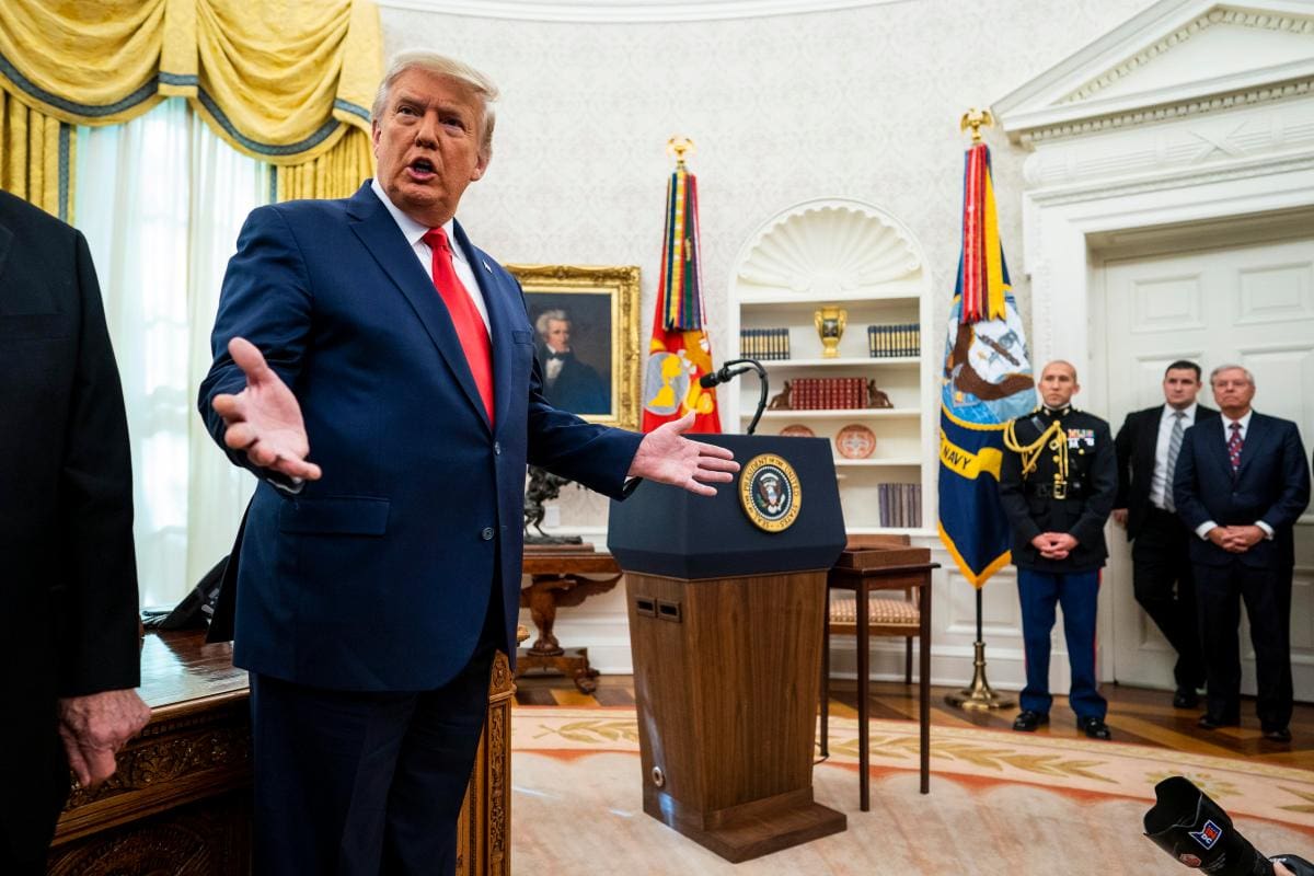 Renuncia directora de comunicaciones de la Casa Blanca de Trump