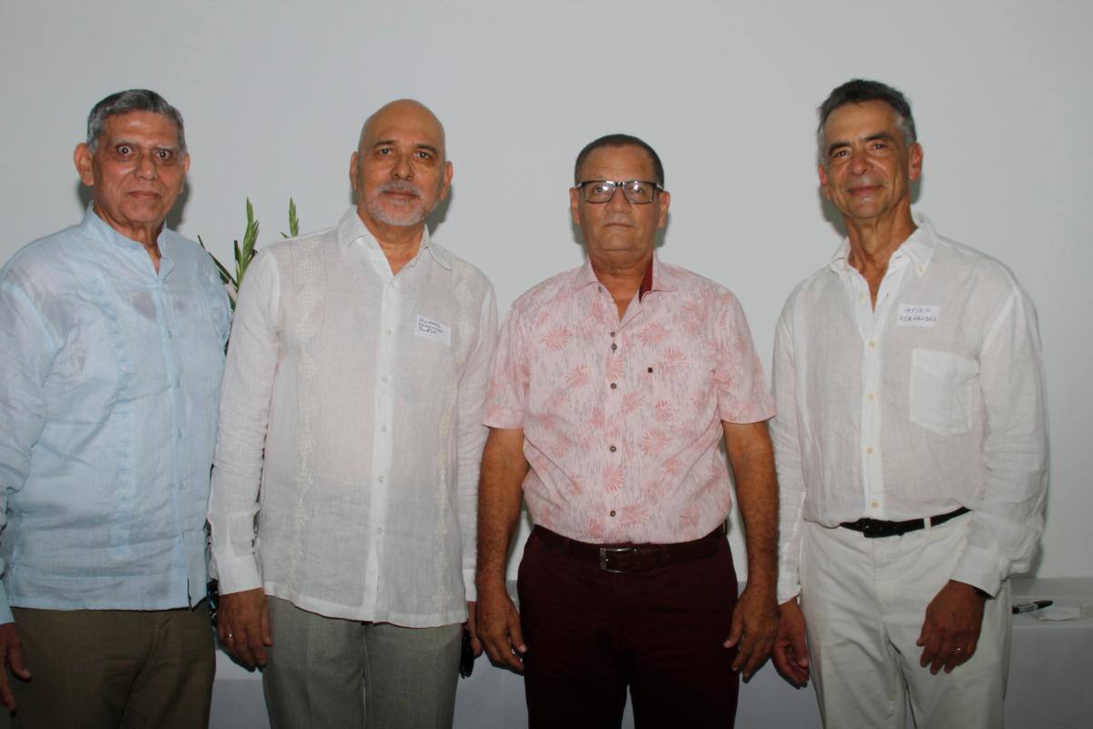 Bernardo Silva, Humberto Francheski, Juan Manuel Torres y Javier Hernández.