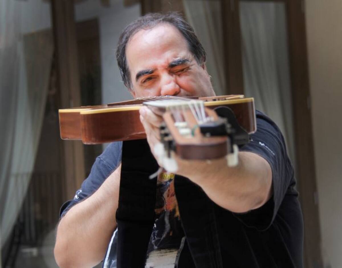 Posee un estilo personal e innovador. Incorpora sofisticadas armonías creando un sonido único y latinoamericano. Aquiles ha editado trece trabajos fonográficos, nueve bajo su nombre, dos con el tenor venezolano Aquiles Machado.//fotos KAILLINE GIRALDO - EL UNIVERSAL KAILLINE GIRALDO - EL UNIVERSAL