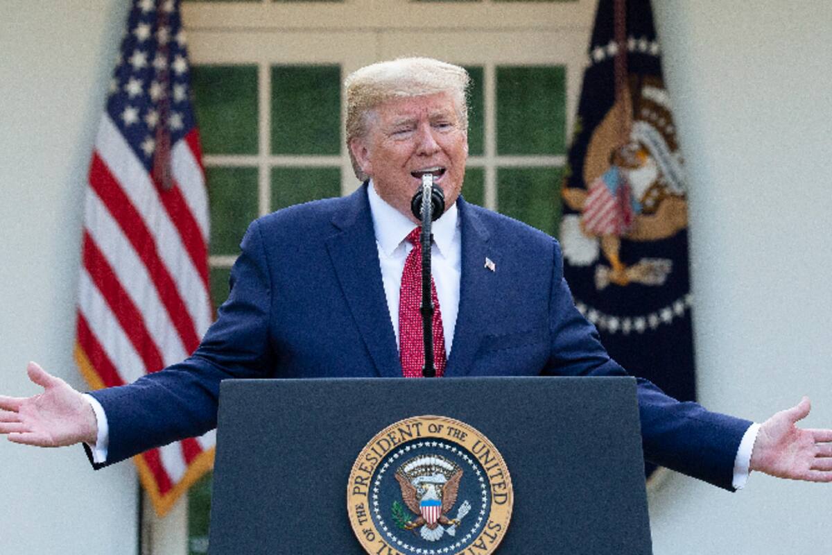Trump extiende un mes más el aislamiento por coronavirus