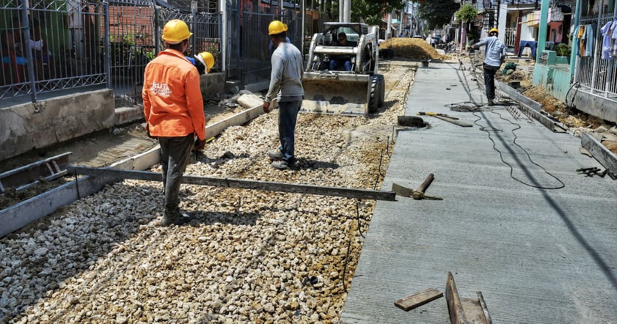 Avanza al 85 % pavimentación de la calle de ‘El Chisme’ en Cartagena