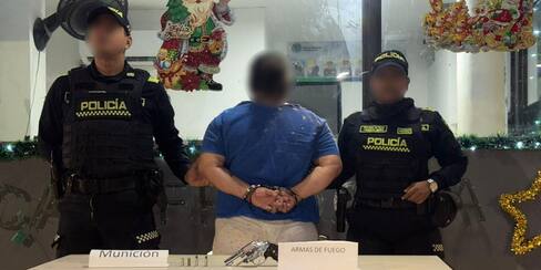Con un revólver calibre 38 capturaron a alias ‘Alexa’ en Olaya Herrera