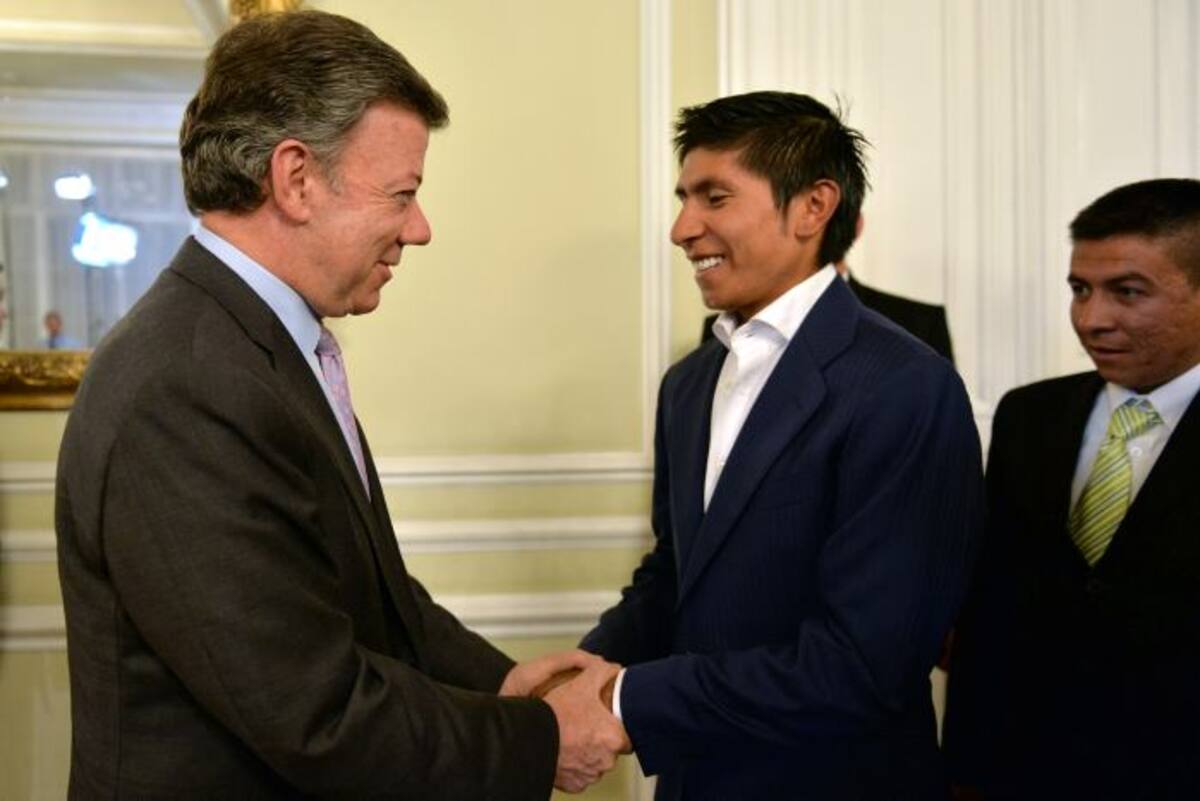 Nairo Quintana recibió la Curz de Boyacá de manos del presidente Juan Manuel Santos. Prensa Presidencia