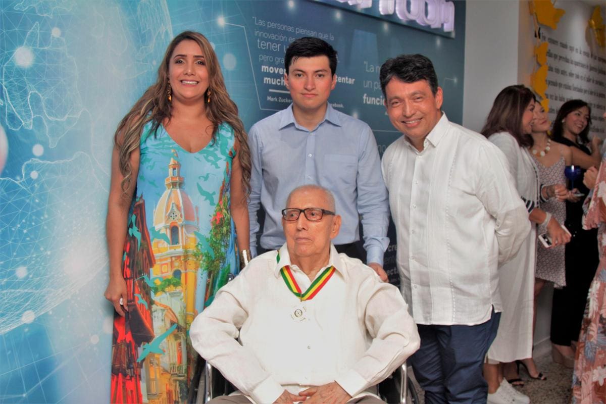 Dorey Cárcamo, Carlos Monroy, Carlos Monroy y Eduardo Monroy.