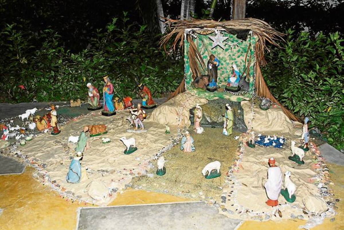 Pesebre ecológico hecho por jóvenes de Manga en el Parque de Las Colonias. MARUJA PARRA, GENTE BAHÍA-EL UNIVERSAL