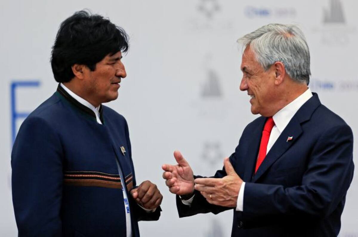"Los primeros años, los gobiernos de Chile, te hablan bien, te explican, (acuerdan que) hay que resolver (la agenda de) trece puntos donde está el tema del mar. Yo contento, feliz, pero no pasa nada", se quejó Morales. AP Victor R. Caivano