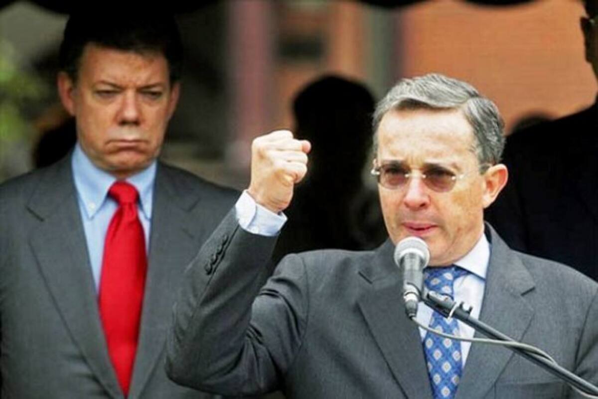 Los votos de Córdoba son cuestión de honor para Santos y Uribe.