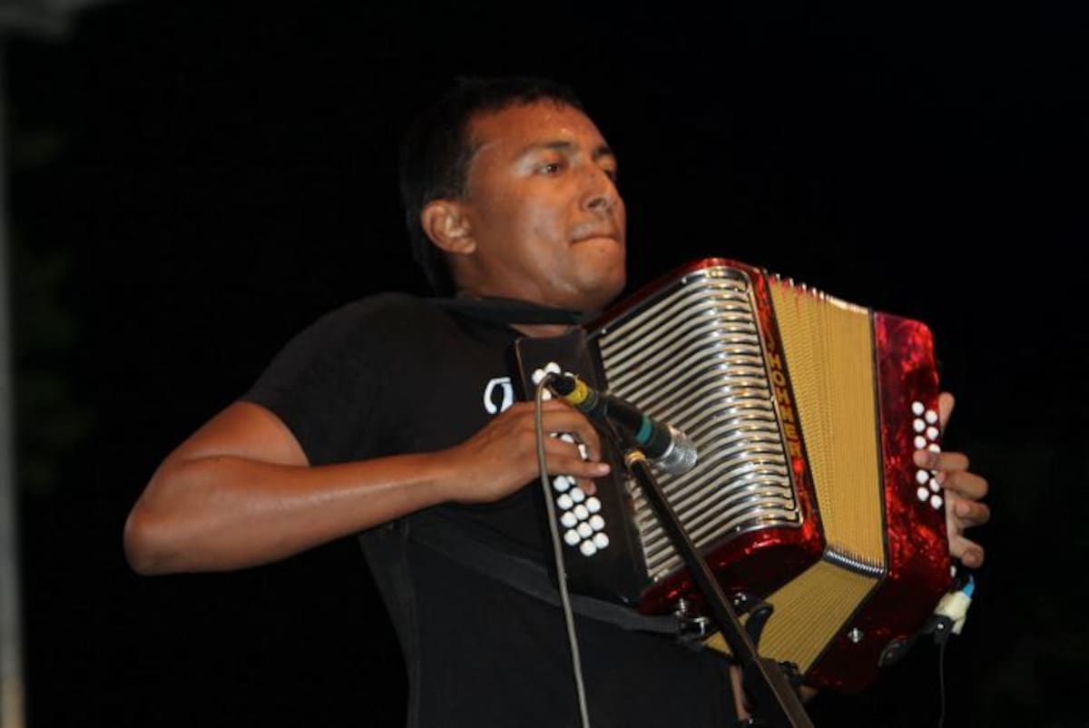 José Manuel Vega, de Cartagena, se coronó como el nuevo Rey Aficionado del Festival Bolivarense del Acordeón. JULIO CASTAÑO - EL UNIVERSAL