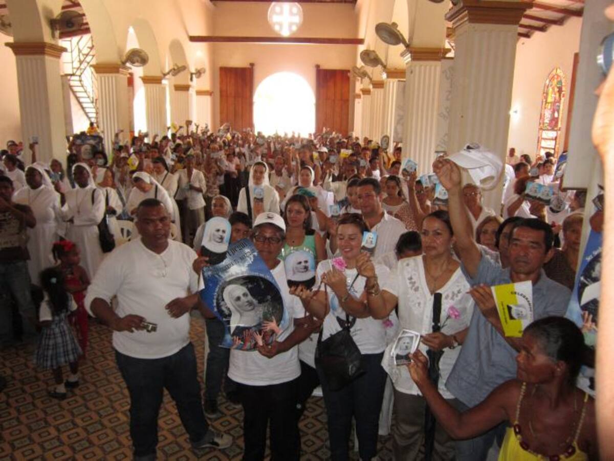 Así se vivió la canonización de la Madre Laura en Campo de la Cruz.