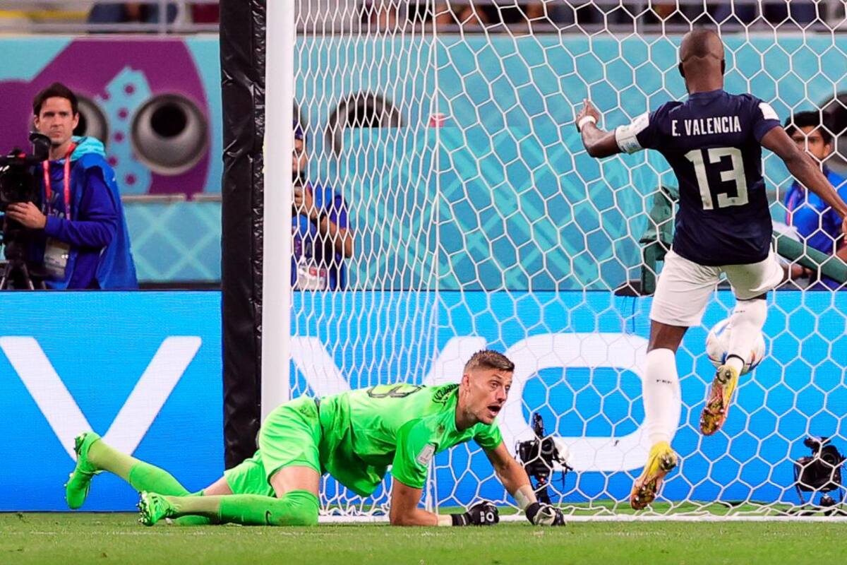 Ecuador tiene al goleador del Mundial y sueña con los octavos