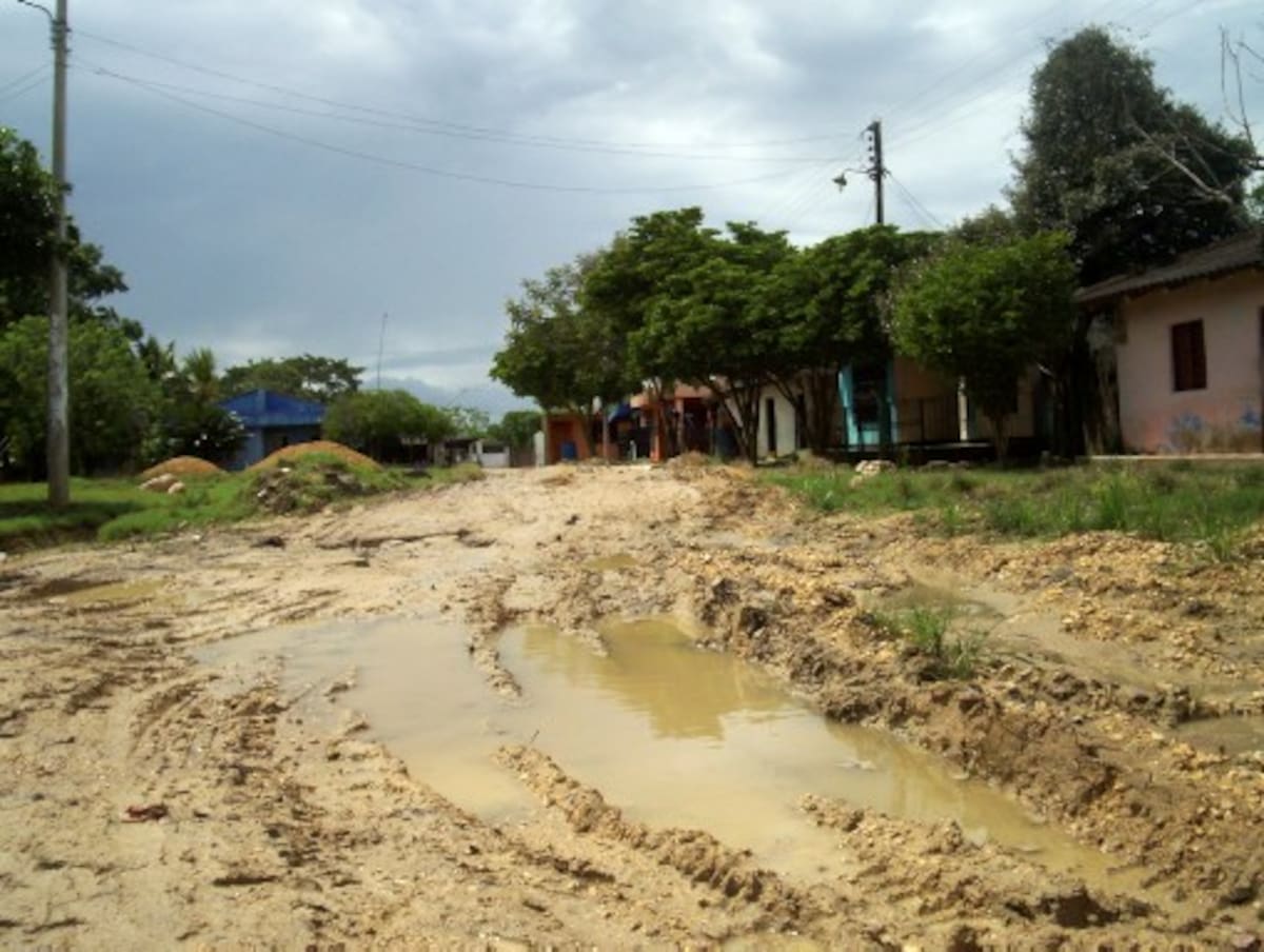 Las calles de Ballestas están muy deterioradas y el Gobierno municipal no invierte para arreglarlas. ATILANO MEZA - EL UNIVERSAL