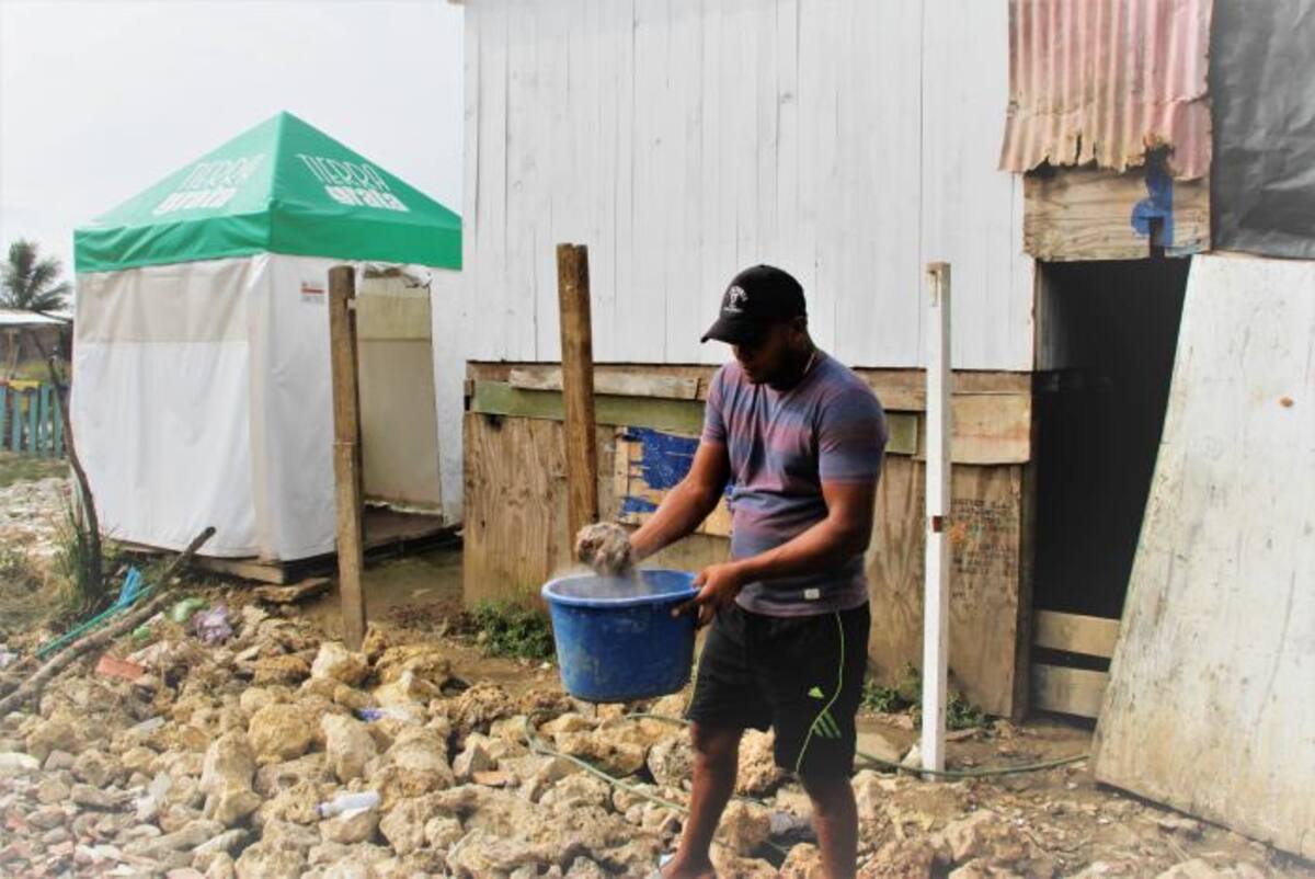 Tierra Grata ganó el Premio del Agua Pavco 2017 por su prototipo de sanitario ecológico. En Cartagena, donde más de 150 mil personas viven sin alcantarillado, la idea facilita la vida. Maruja Parra