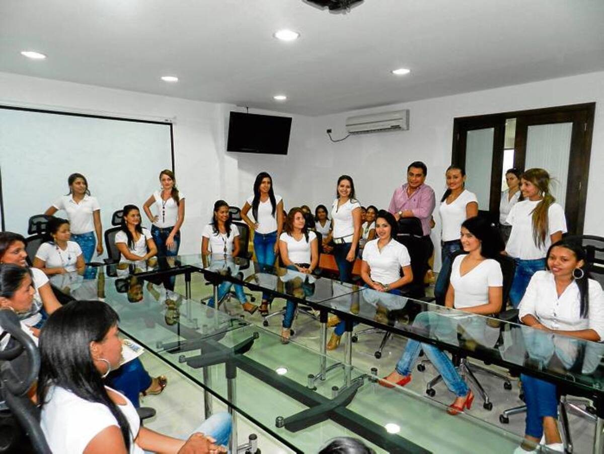 Las candidatas deben cumplir el reglamento si no son expulsadas.