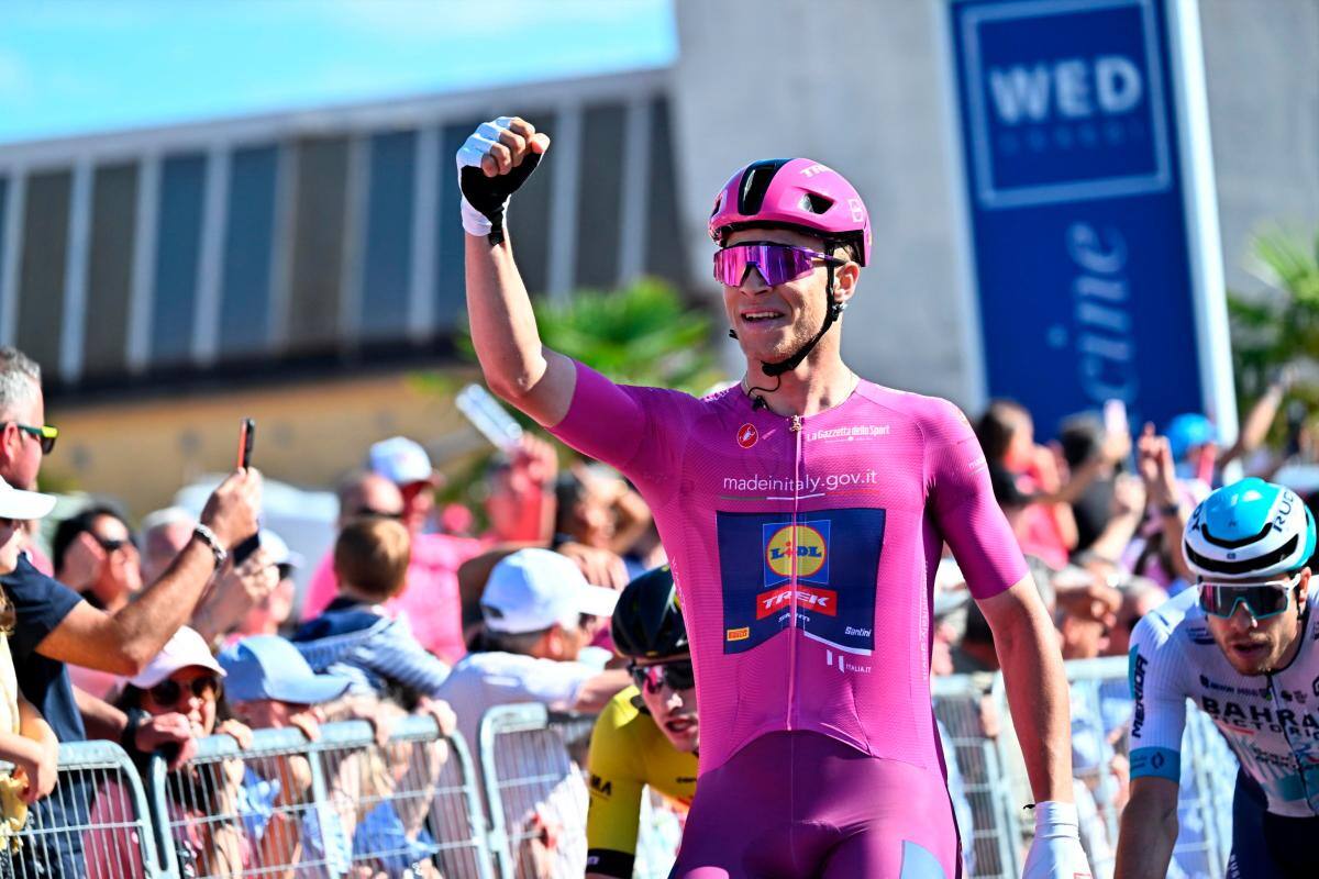 Jonatan Milan logró su tercera etapa en el Giro de Italia