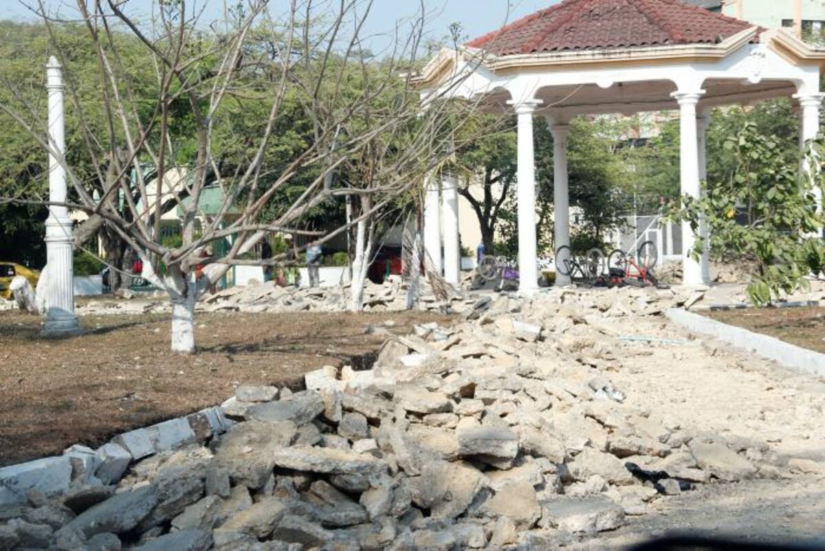 También se trabaja en la construcción de una nueva losa para el piso. ANTONIO CANCHILA GARCÍA - ELUNIVERSAL.COM.CO