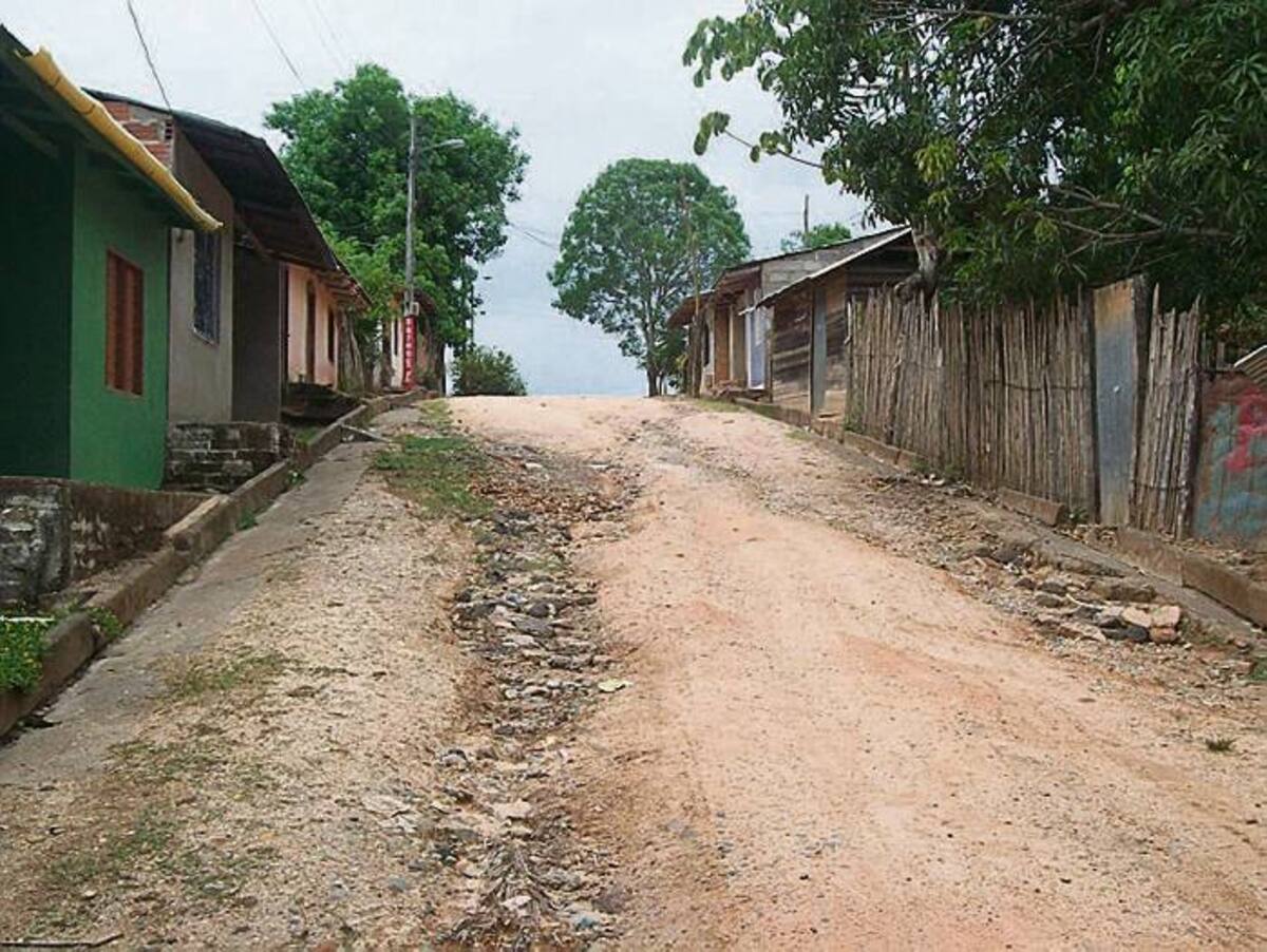 Un total de cuatro mil millones de pesos serán invertidos en pavimentación de calles y alcantarillado.