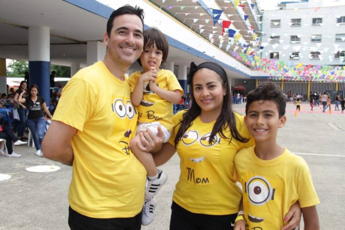 William López, Emmanuel López, María Daniela Castellón y William Daniel López. LUIS APARICIO - EL UNIVERSAL.