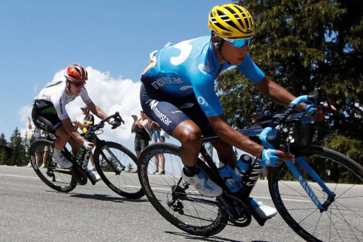 Nairo Quintana entró al top 10 de la general, pero se alejó de los favoritos. AP Christophe Ena