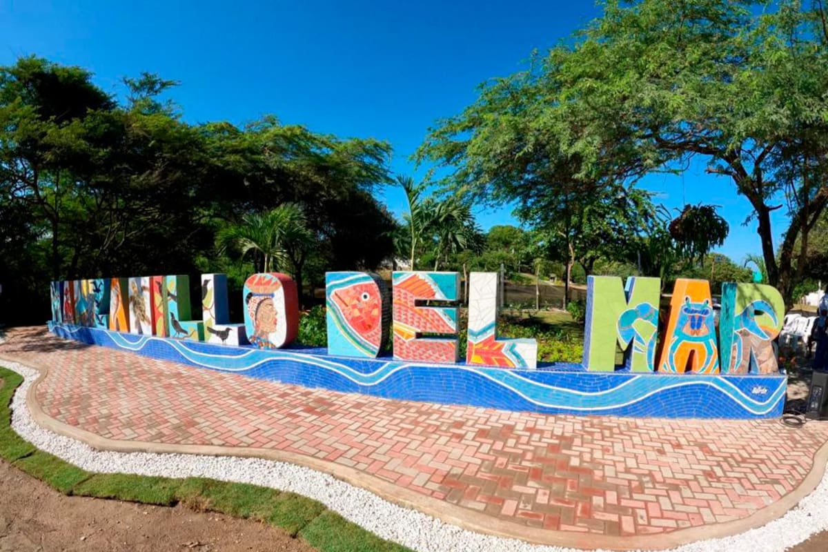 Manzanillo del Mar estrena letras de bienvenida