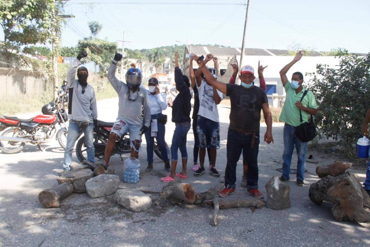 ¿Por qué protestan los habitantes de Arroz Barato?