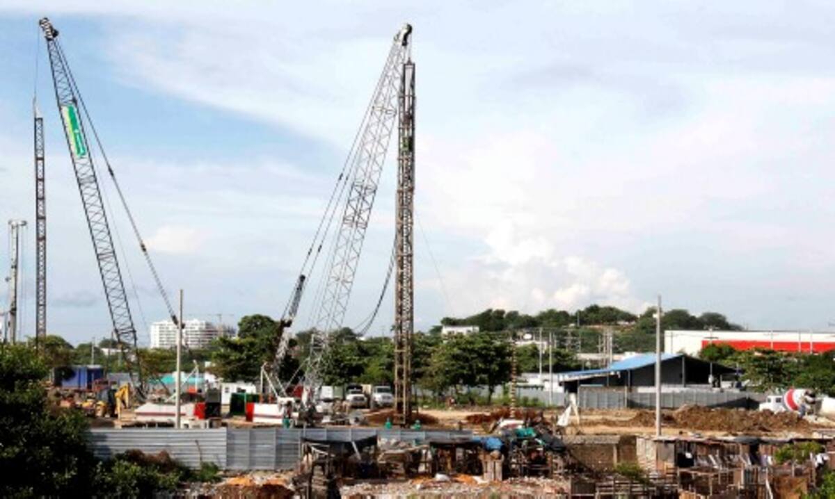 En el ala suroriental de Chambacú, al lado de El Espinal, se construye el Centro Comercial El Castillo, de la cadena Mall Plaza. KAILLINE GIRALDO-EL UNIVERSAL
