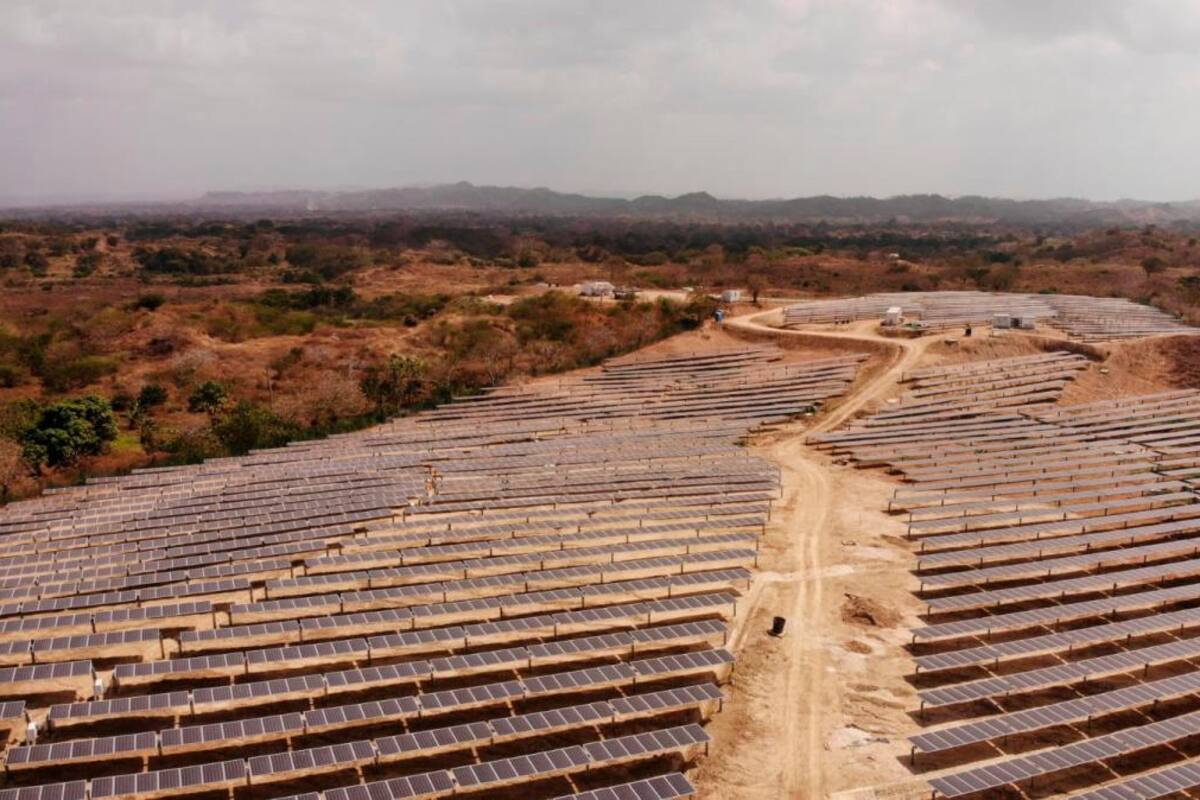 Instalan gran parque solar en Puerto Gaitán